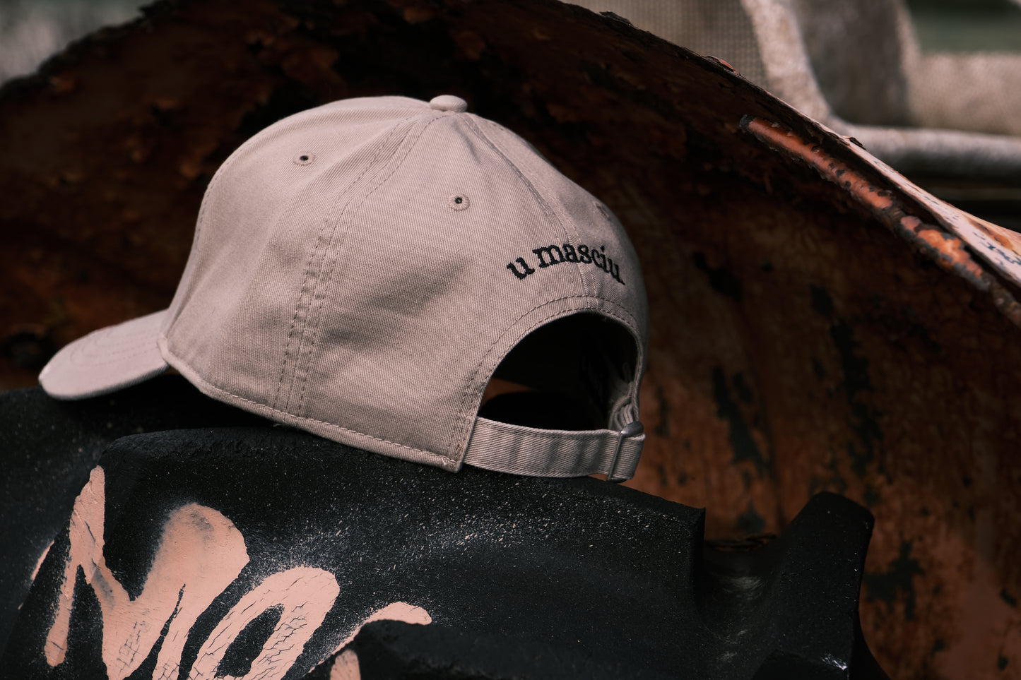 casquette homme brodée beige