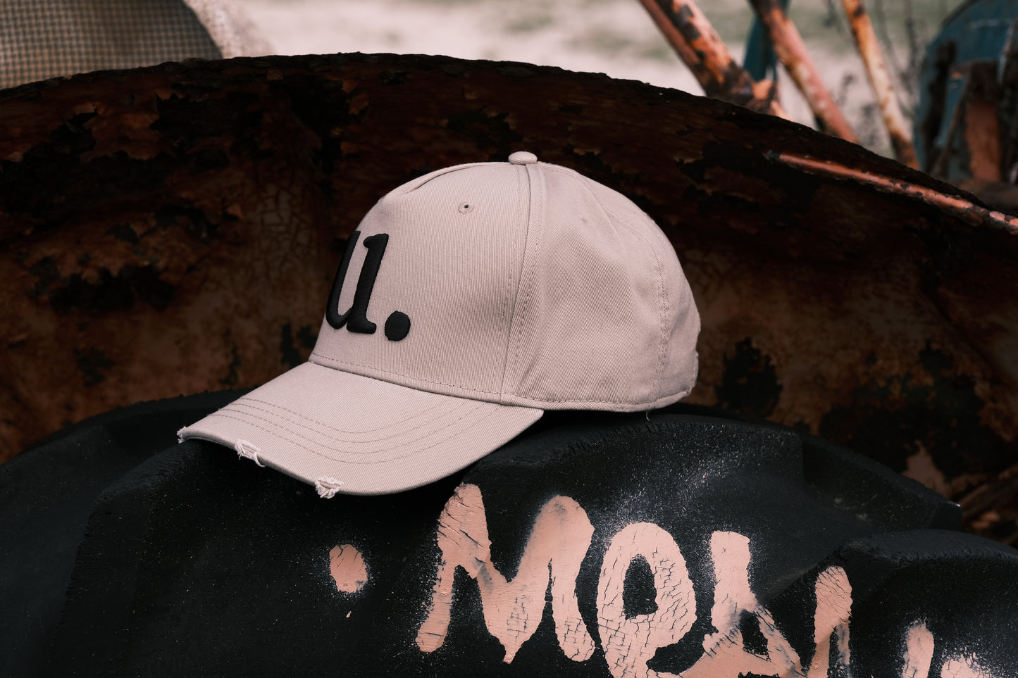 casquette homme brodée beige