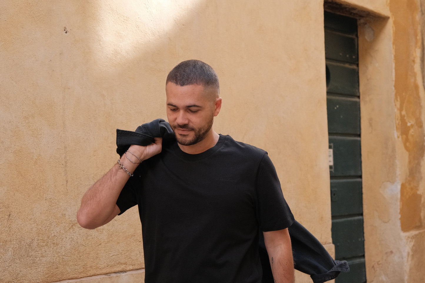 T-SHIRT BASIC